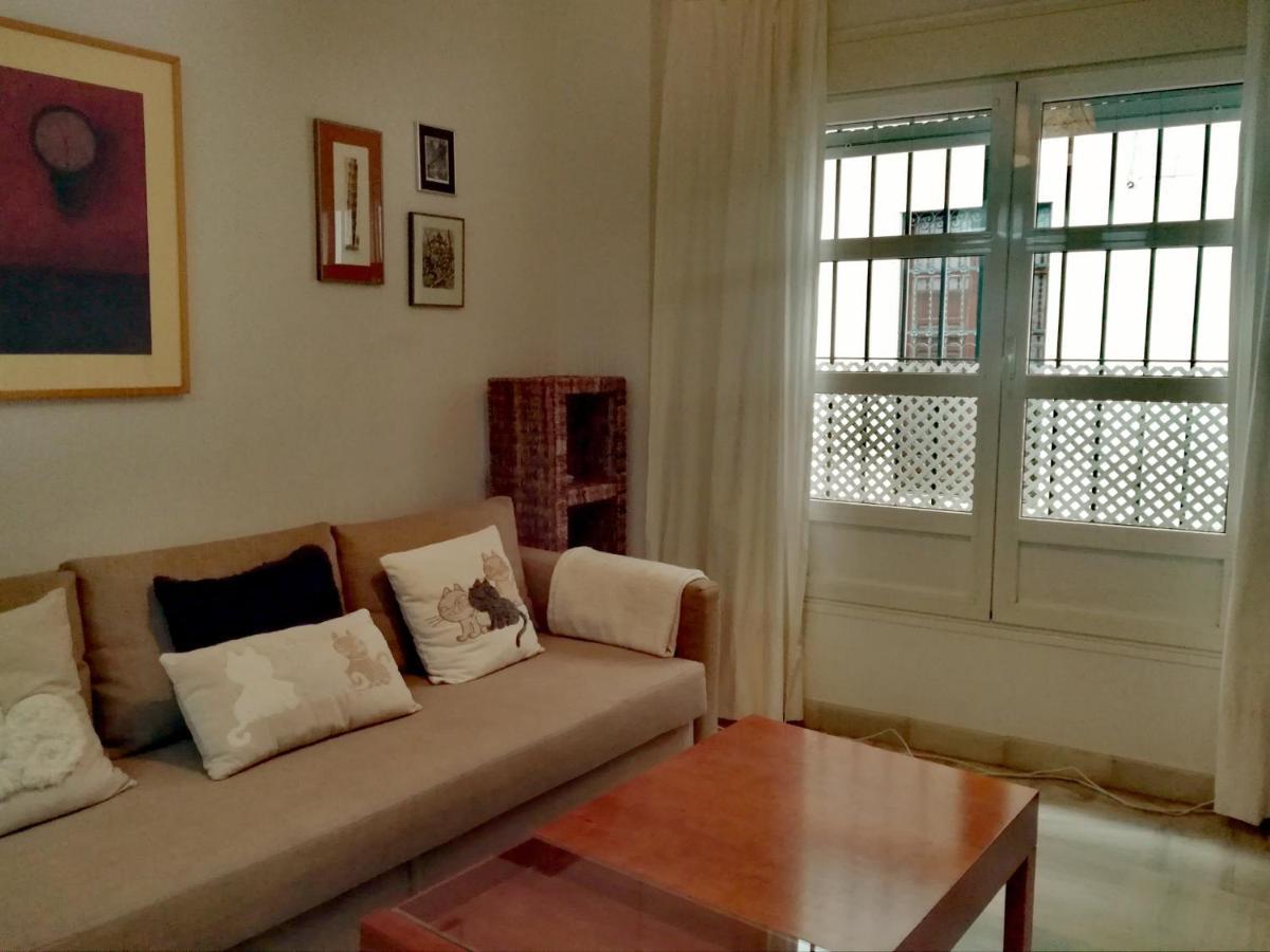 Apartamento San Luis. Plaza De Parking Gratis!!! เซบีญา ภายนอก รูปภาพ